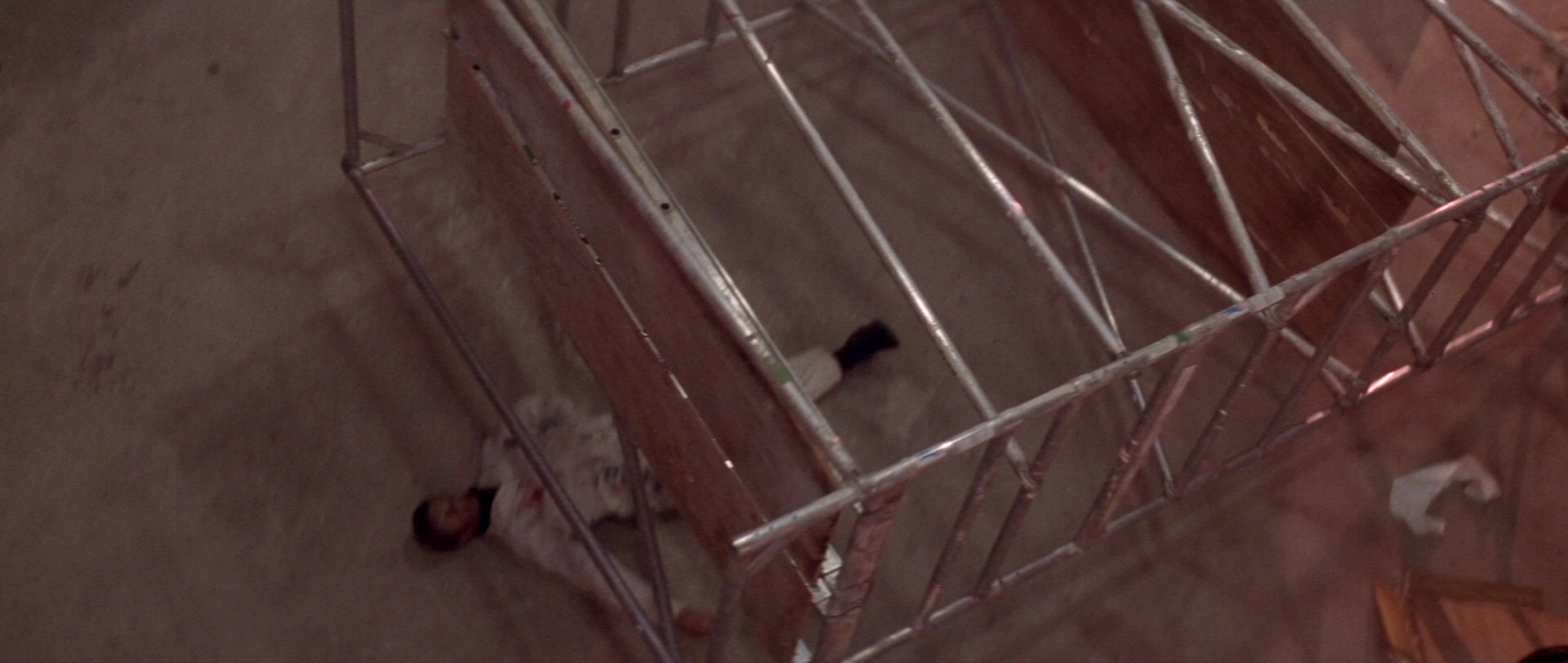 Die Hard 2 (1990), wide, 2.36:1 — film still