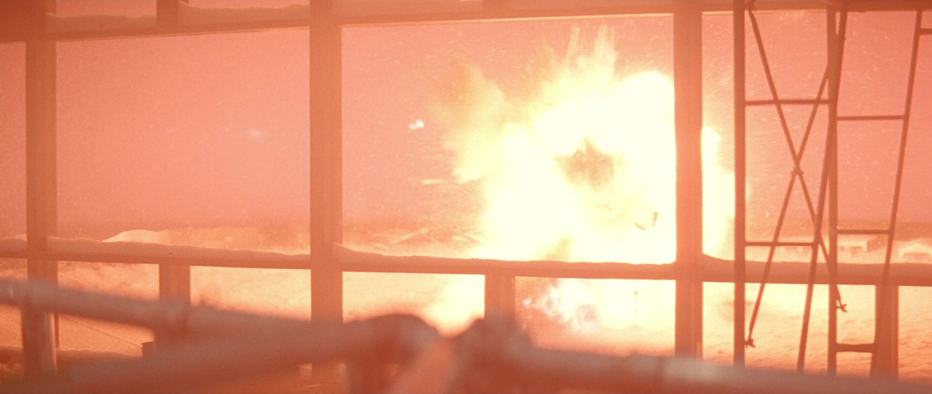Die Hard 2 (1990), wide, 2.36:1 — film still