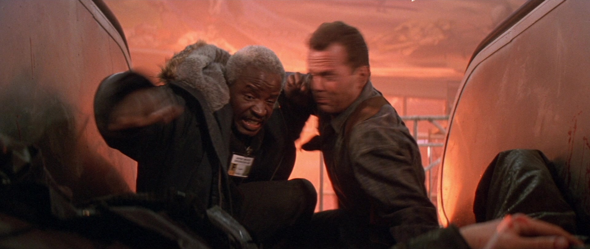 Die Hard 2 (1990), wide, 2.36:1 — film still