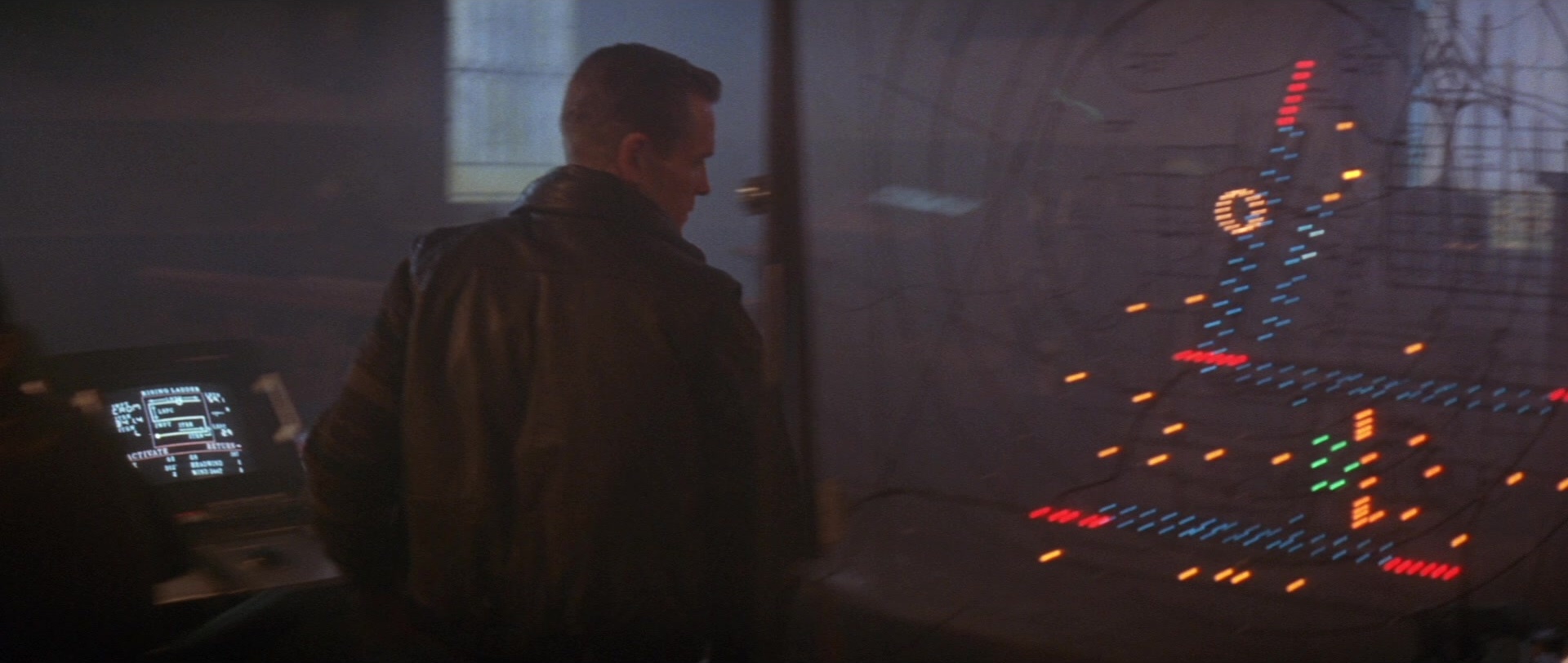 Die Hard 2 (1990), unknown, 2.36:1 — film still