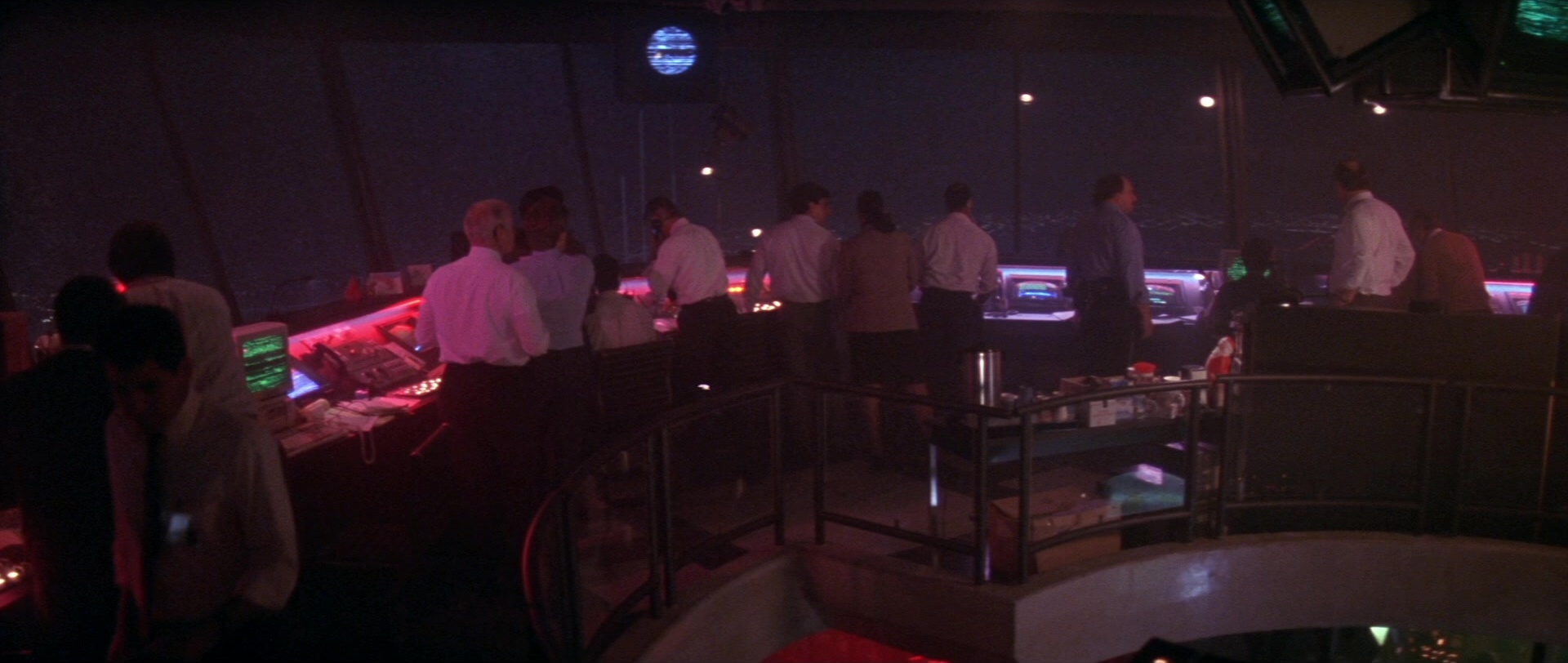Die Hard 2 (1990), wide, 2.36:1 — film still