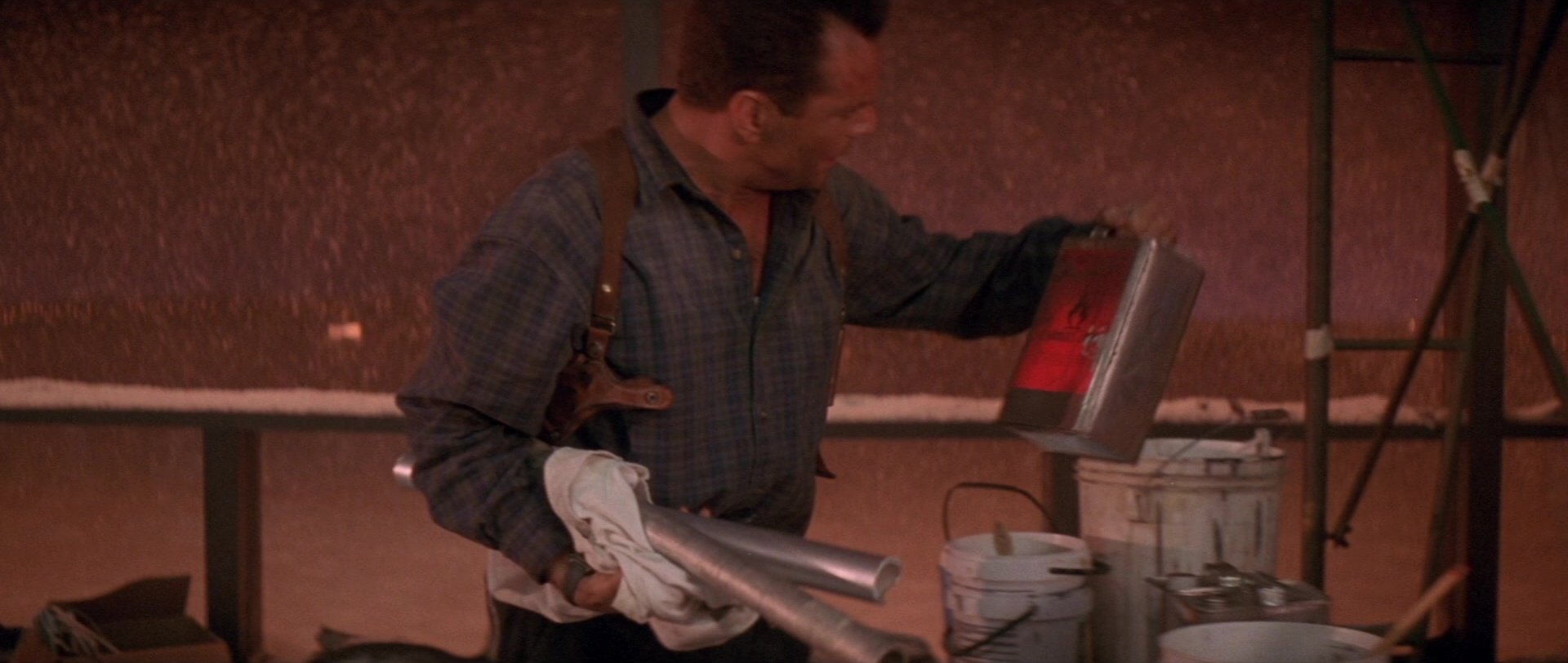 Die Hard 2 (1990), wide, 2.36:1 — film still
