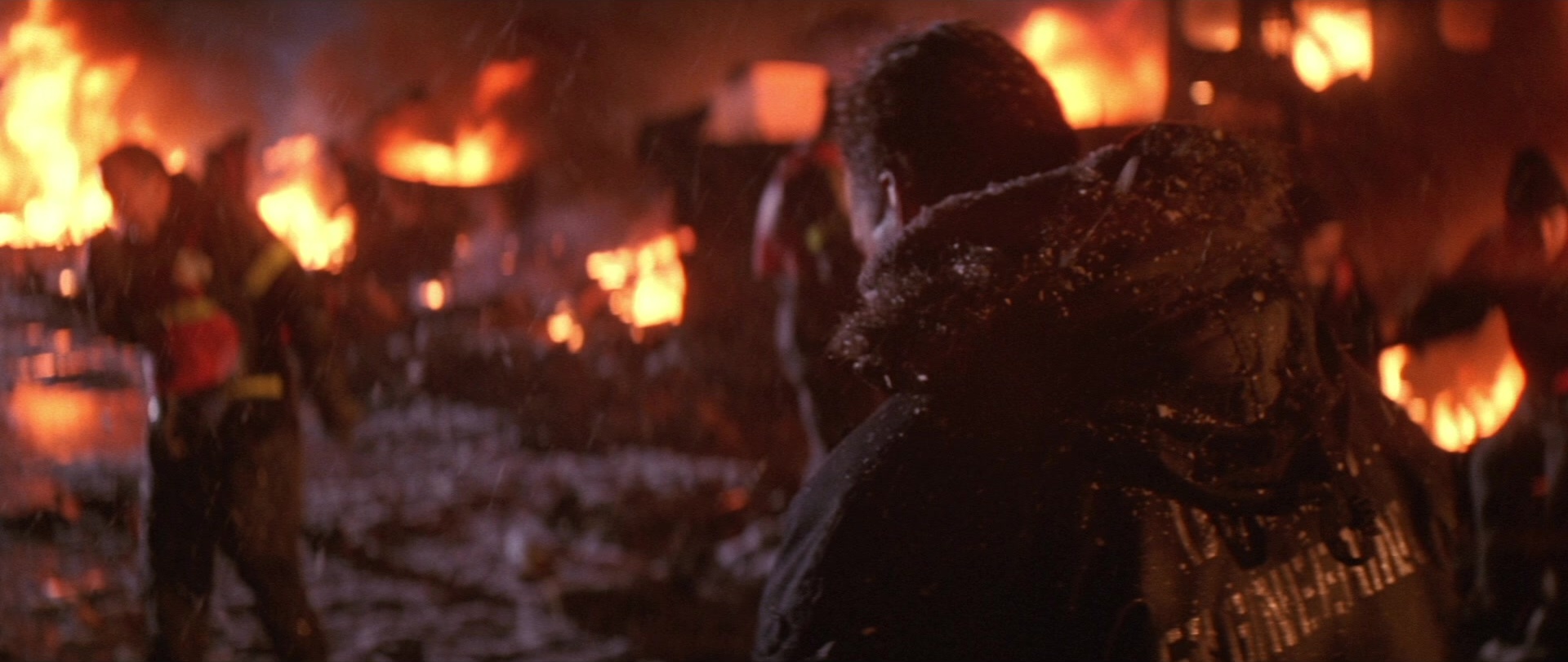 Die Hard 2 (1990), wide, 2.36:1 — film still