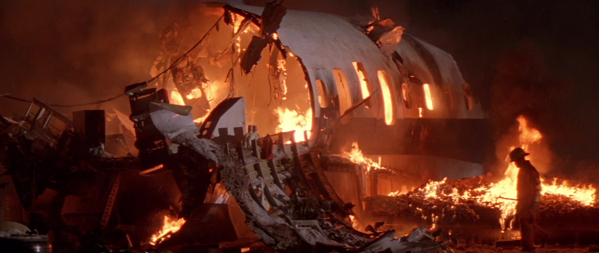 Die Hard 2 (1990), wide, 2.36:1 — film still