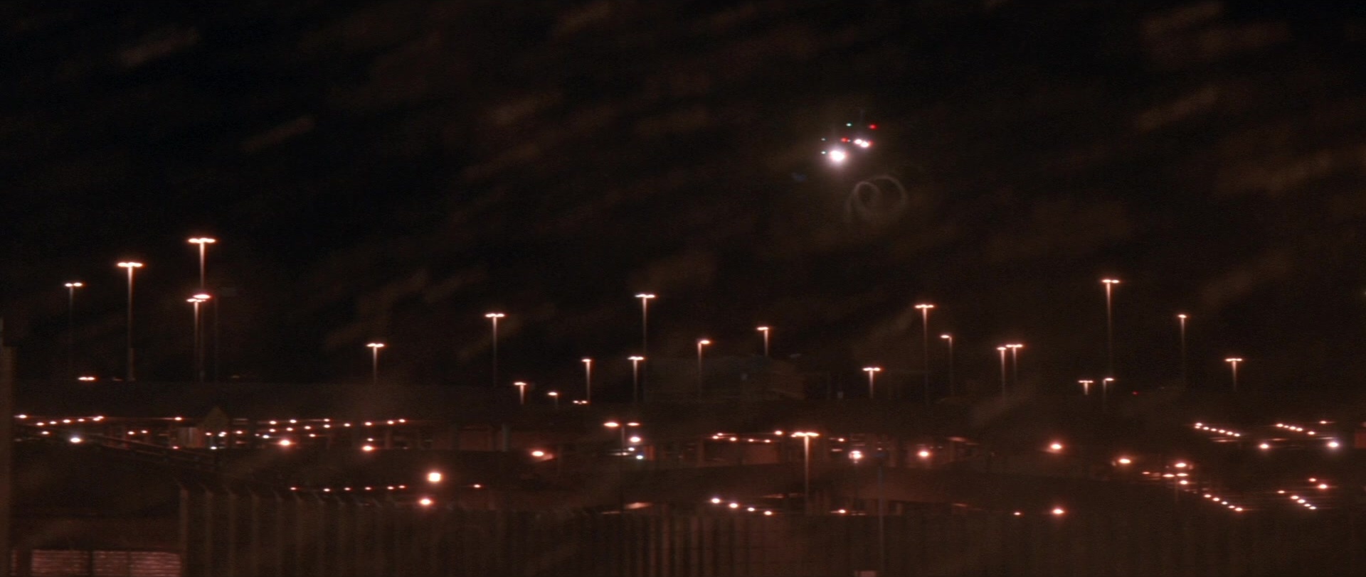 Die Hard 2 (1990), wide, 2.36:1 — film still
