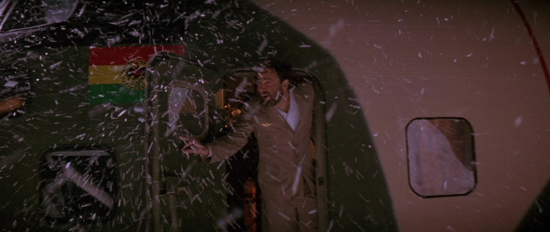 Die Hard 2 (1990), wide, 2.36:1 — film still