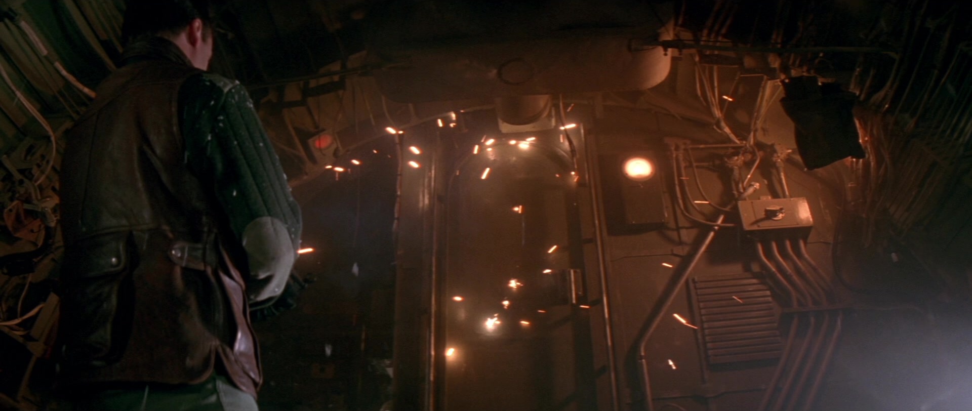 Die Hard 2 (1990), wide, 2.36:1 — film still