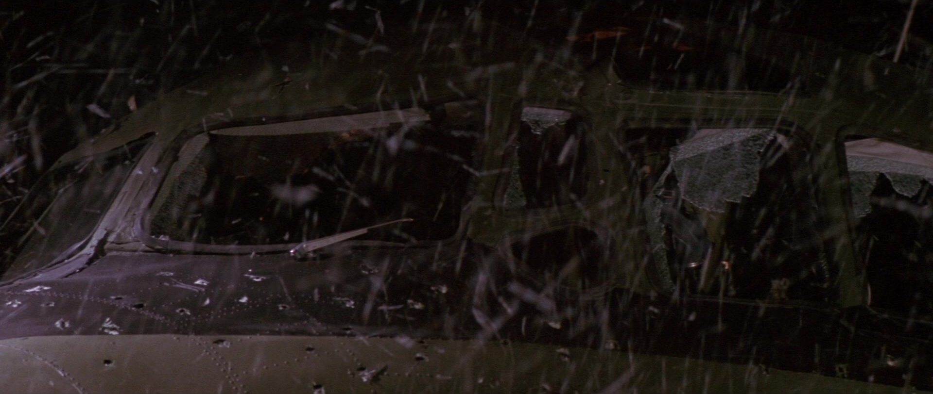 Die Hard 2 (1990), wide, 2.36:1 — film still
