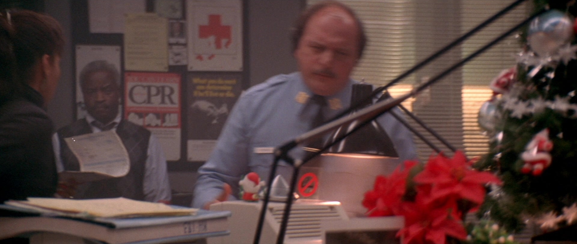Die Hard 2 (1990), wide, 2.36:1 — film still