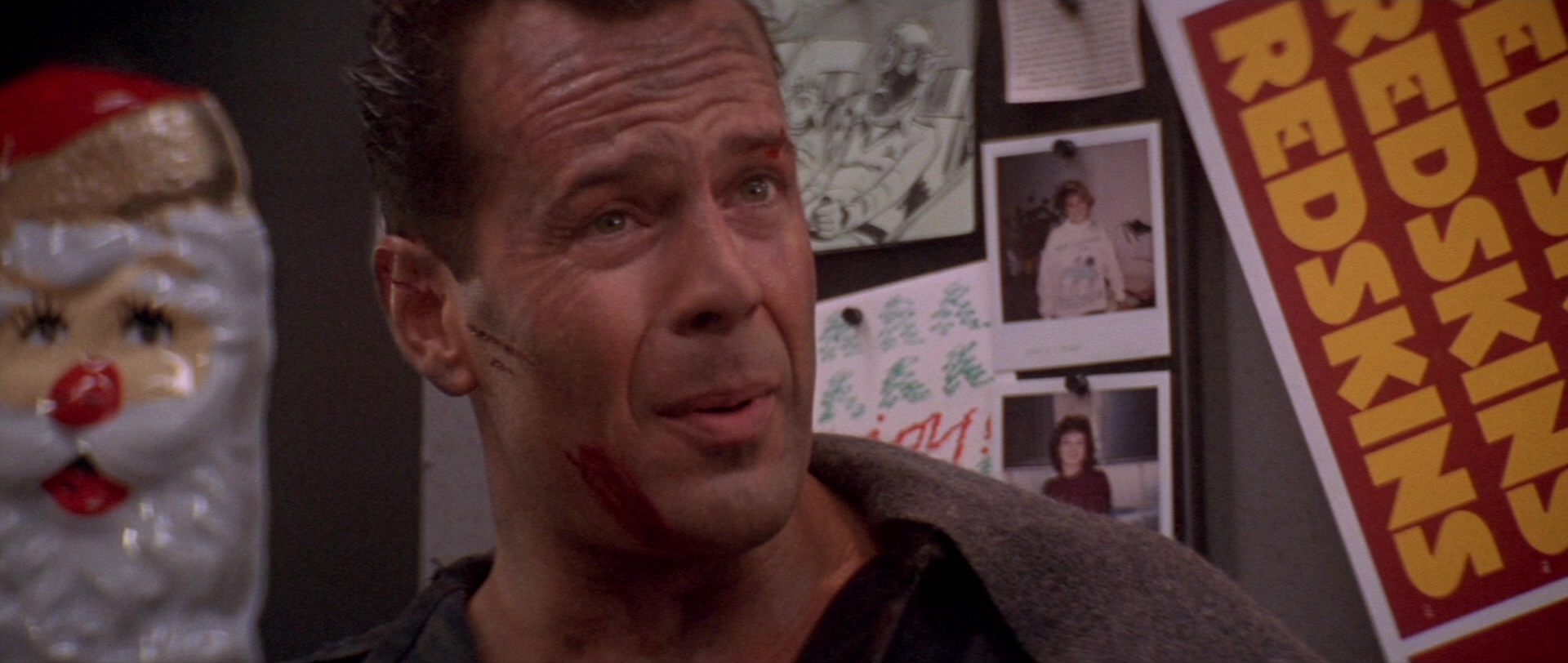 Die Hard 2 (1990), medium, 2.36:1 — film still