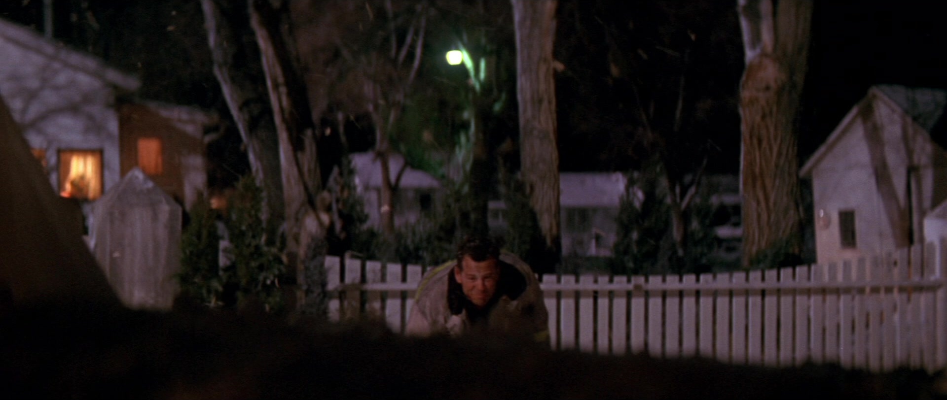 Die Hard 2 (1990), wide, 2.36:1 — film still