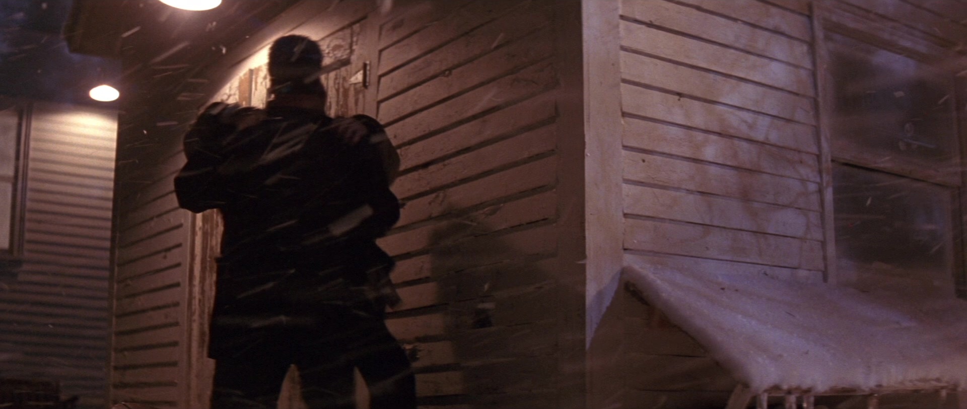Die Hard 2 (1990), unknown, 2.36:1 — film still