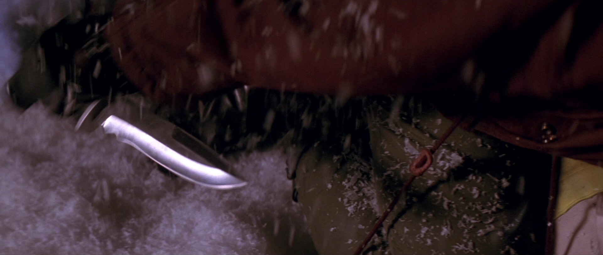 Die Hard 2 (1990), wide, 2.36:1 — film still