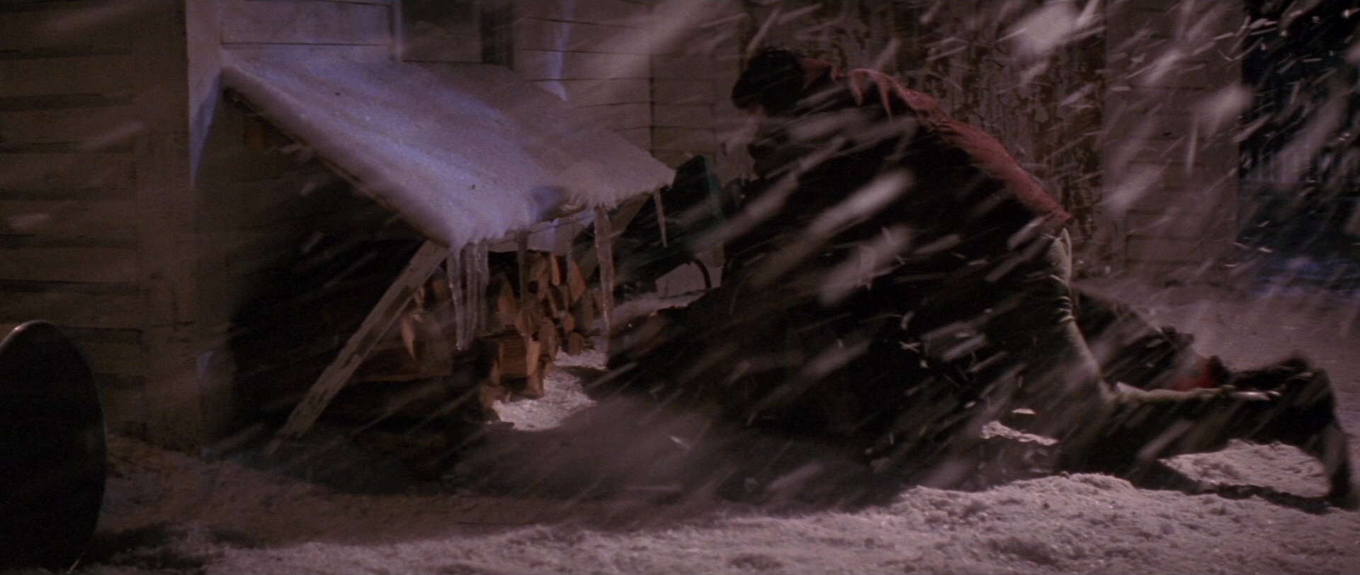 Die Hard 2 (1990), wide, 2.36:1 — film still