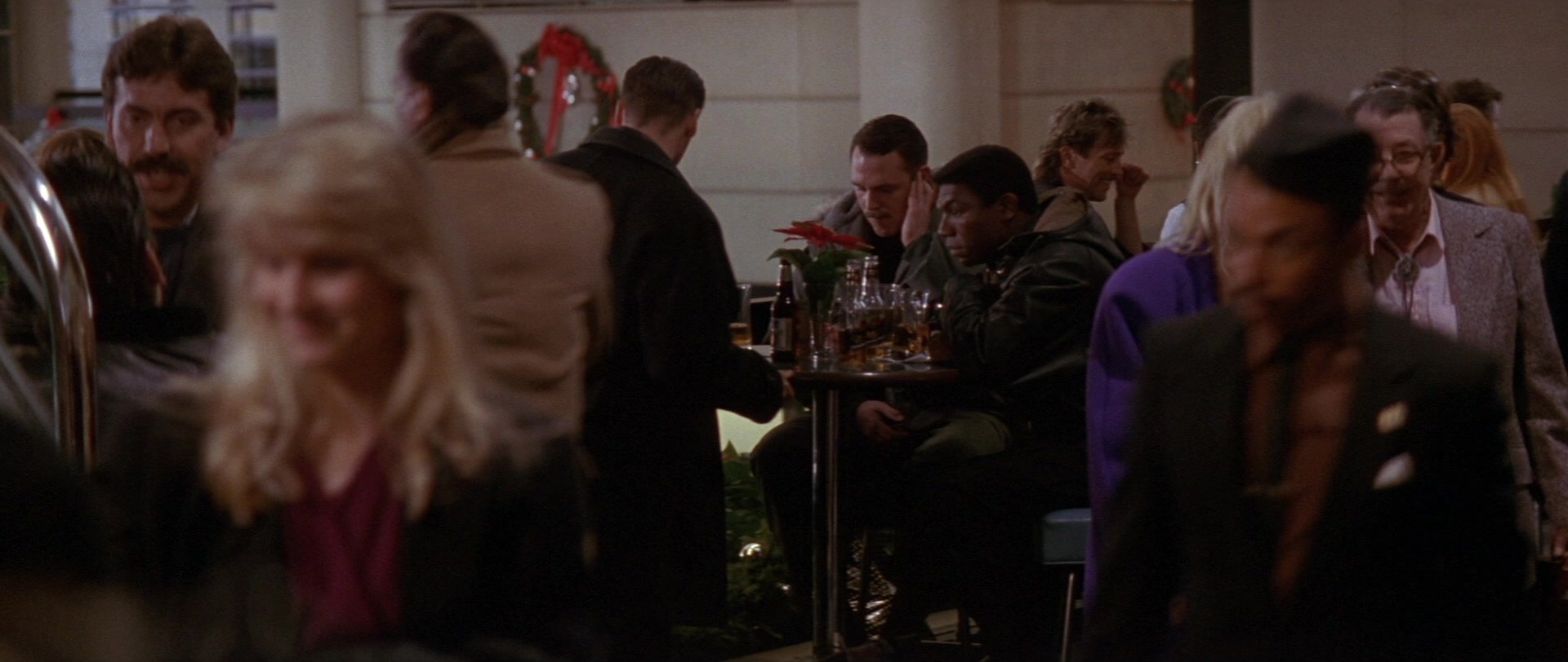 Die Hard 2 (1990), wide, 2.36:1 — film still