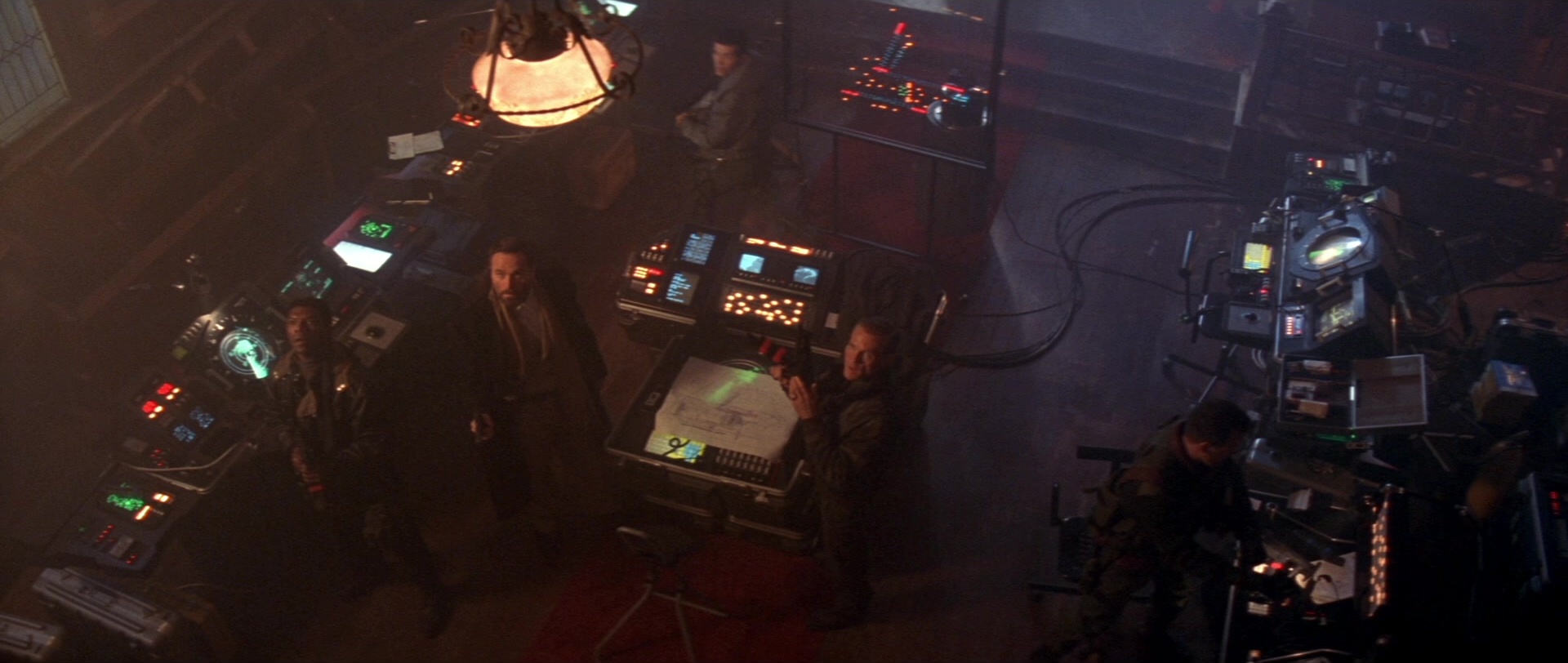 Die Hard 2 (1990), wide, 2.36:1 — film still