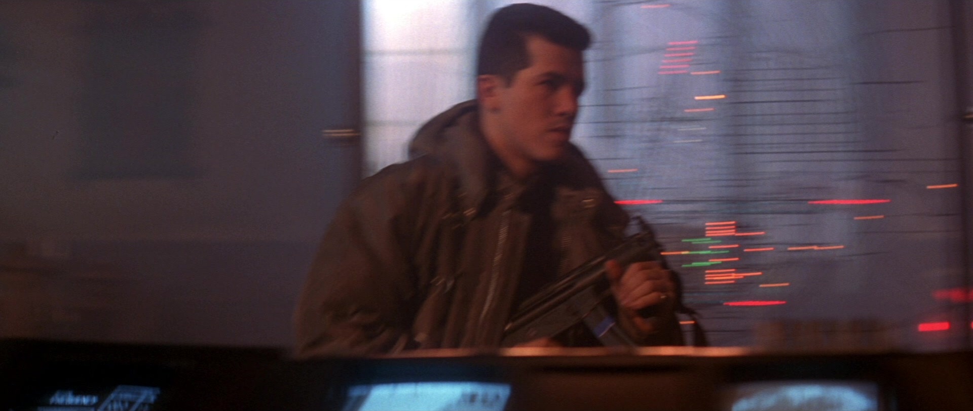 Die Hard 2 (1990), unknown, 2.36:1 — film still