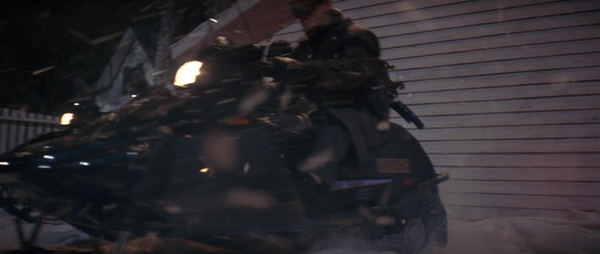 Die Hard 2 (1990), wide, 2.36:1 — film still