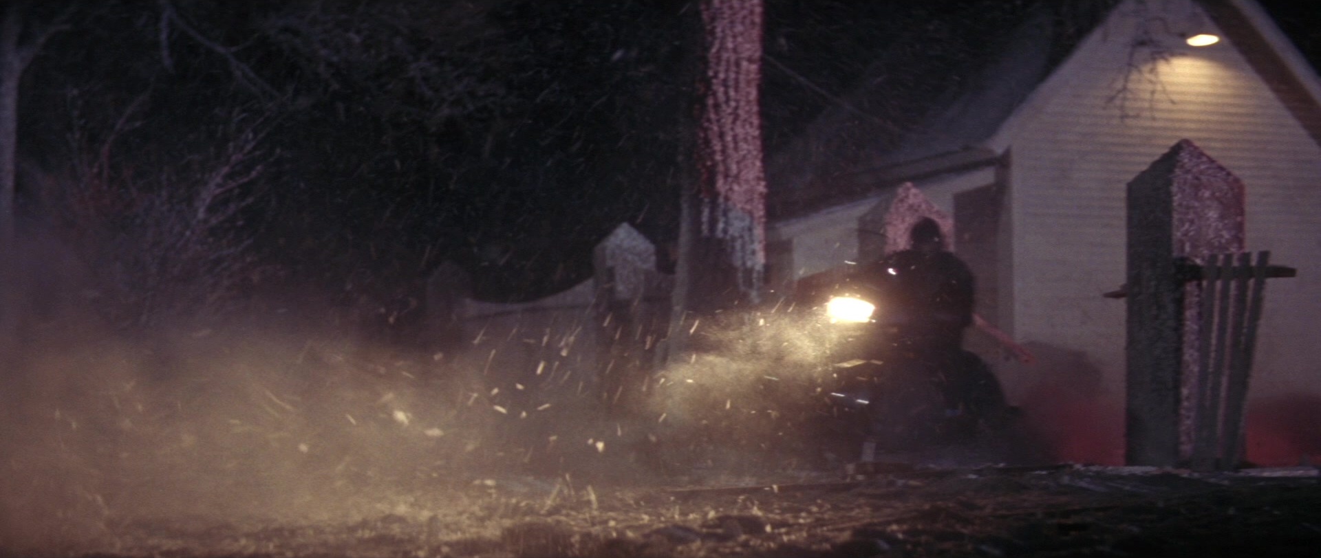 Die Hard 2 (1990), wide, 2.36:1 — film still