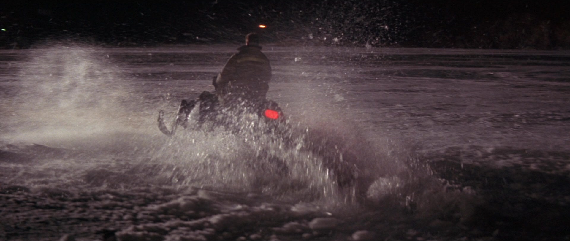 Die Hard 2 (1990), unknown, 2.36:1 — film still