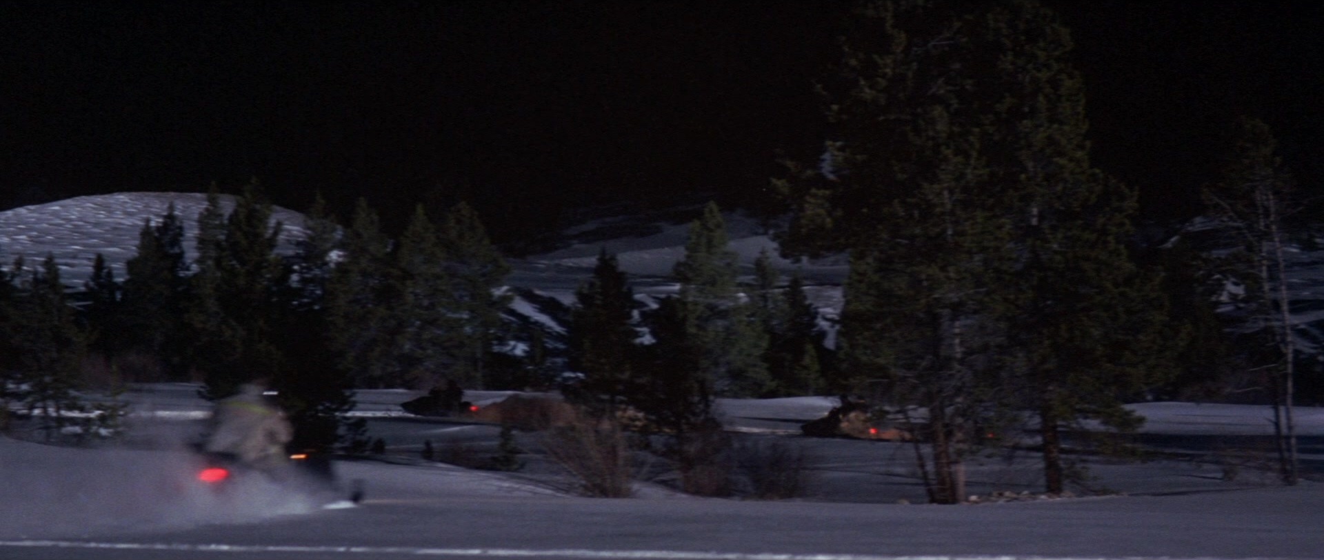 Die Hard 2 (1990), wide, 2.36:1 — film still