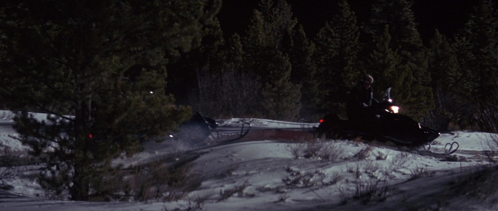 Die Hard 2 (1990), wide, 2.36:1 — film still