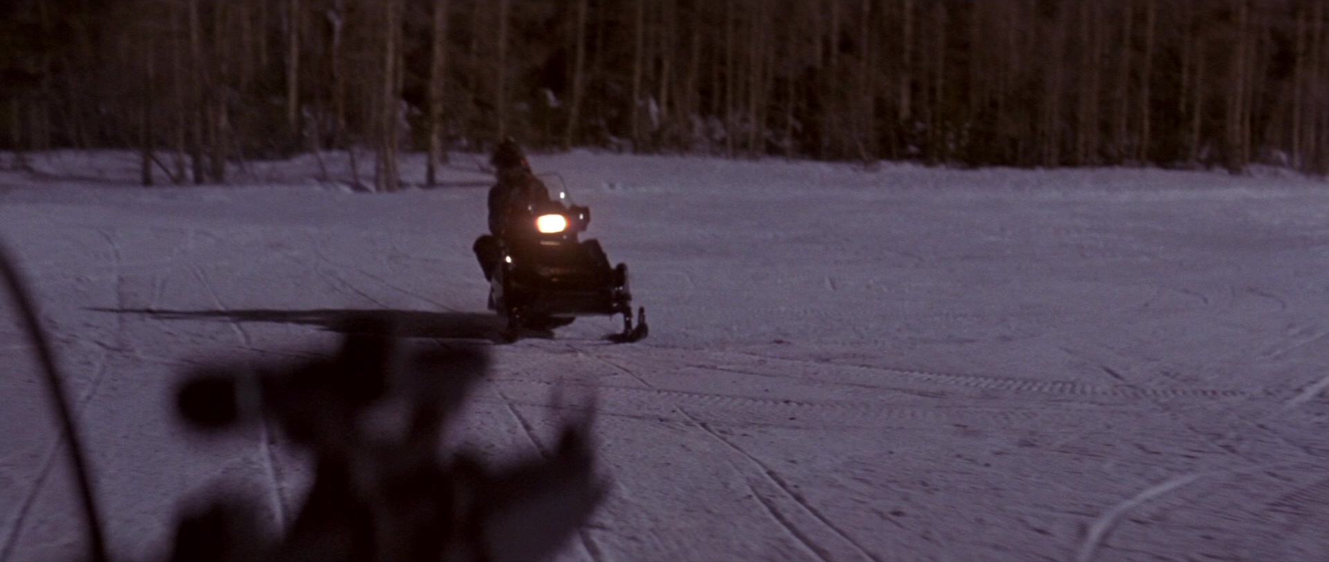 Die Hard 2 (1990), wide, 2.36:1 — film still
