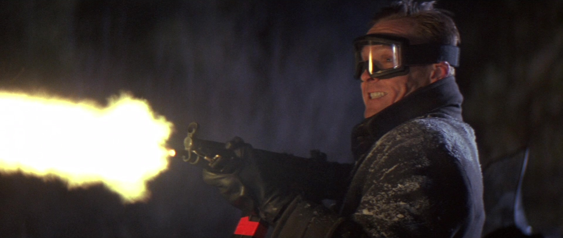 Die Hard 2 (1990), wide, 2.36:1 — film still