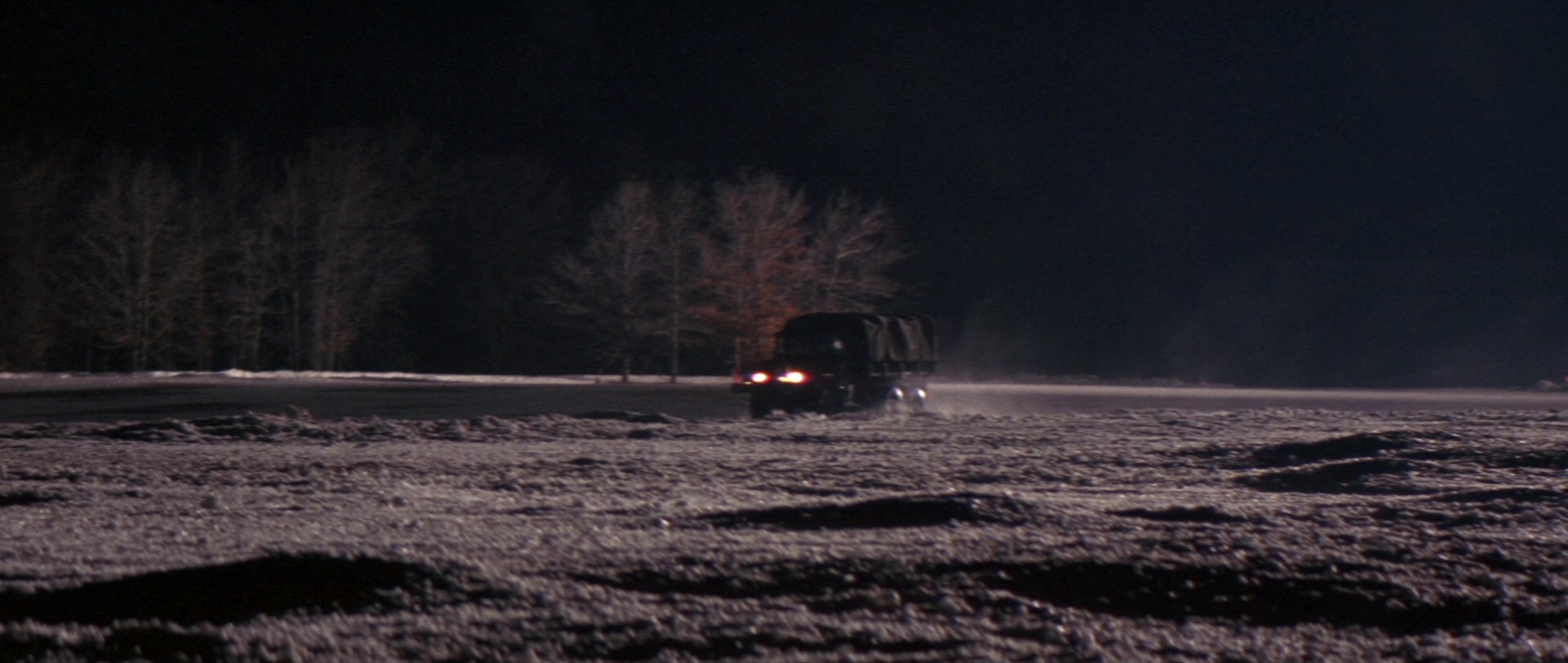 Die Hard 2 (1990), unknown, 2.36:1 — film still
