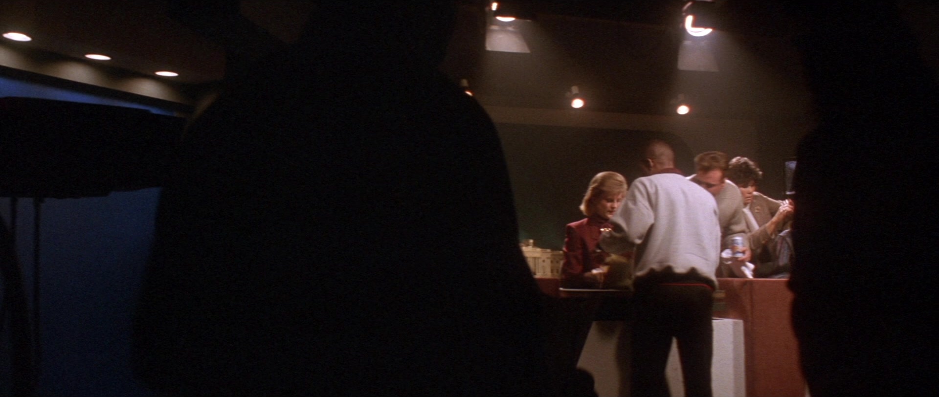 Die Hard 2 (1990), wide, 2.36:1 — film still