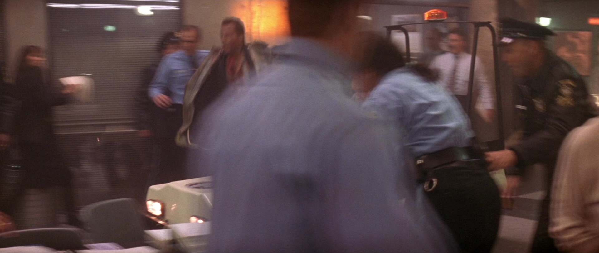 Die Hard 2 (1990), wide, 2.36:1 — film still