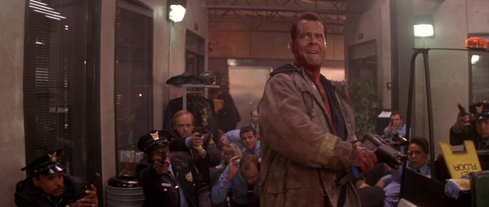 Die Hard 2 (1990), wide, 2.36:1 — film still