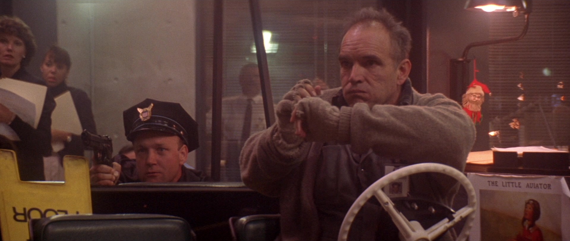 Die Hard 2 (1990), wide, 2.36:1 — film still