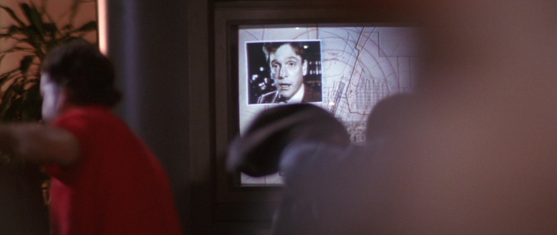 Die Hard 2 (1990), wide, 2.36:1 — film still