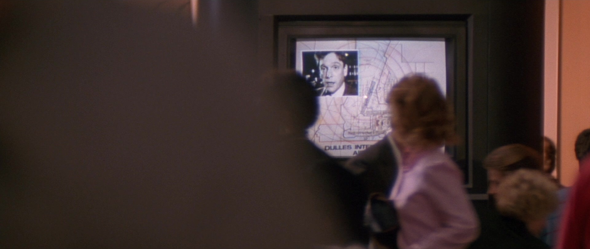 Die Hard 2 (1990), wide, 2.36:1 — film still