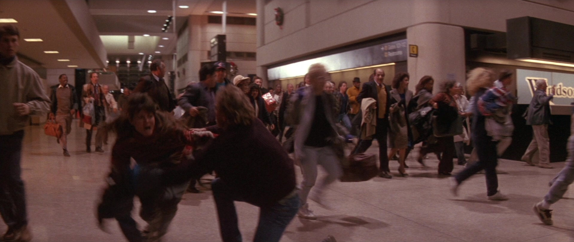 Die Hard 2 (1990), wide, 2.36:1 — film still