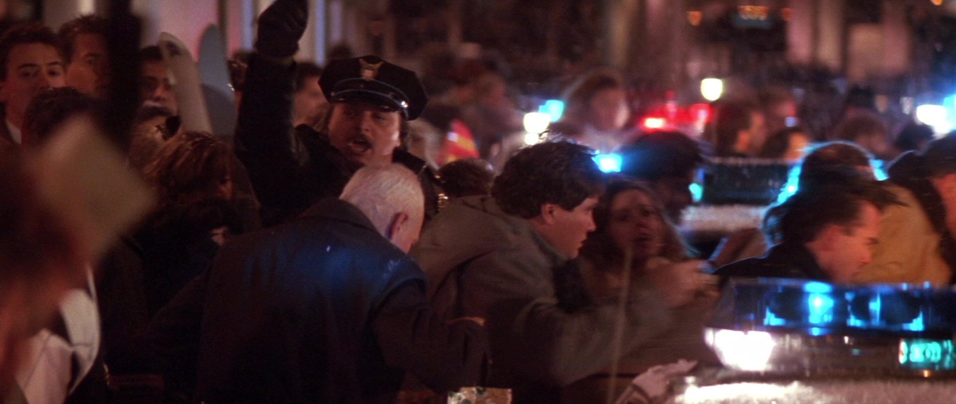 Die Hard 2 (1990), wide, 2.36:1 — film still