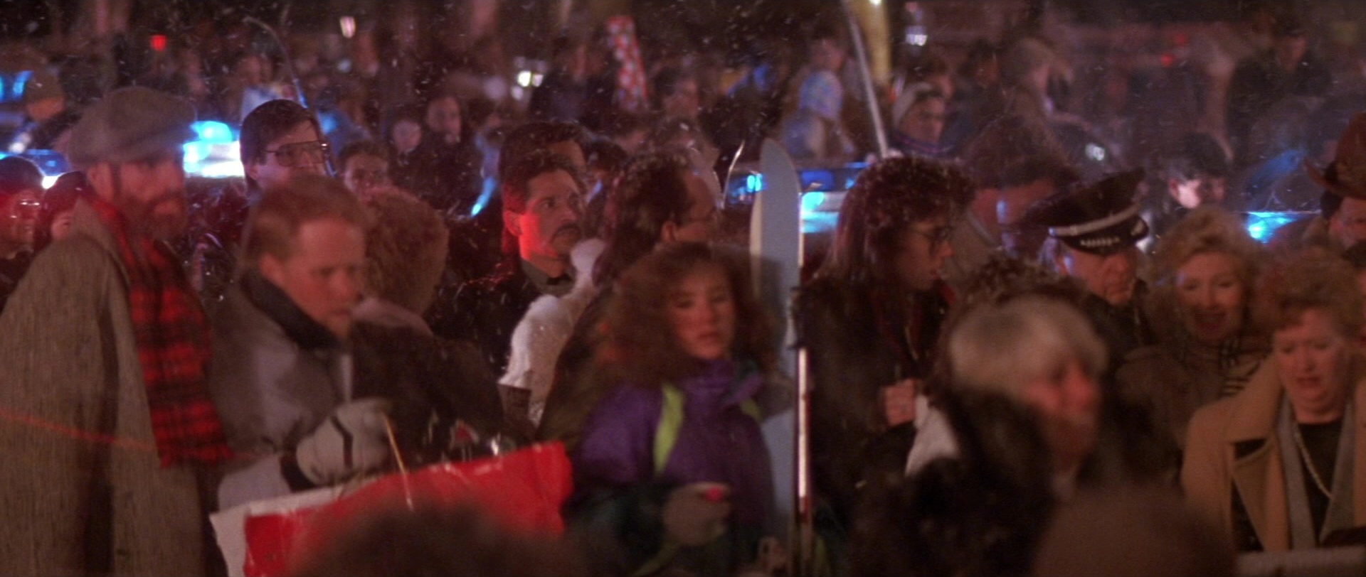 Die Hard 2 (1990), wide, 2.36:1 — film still