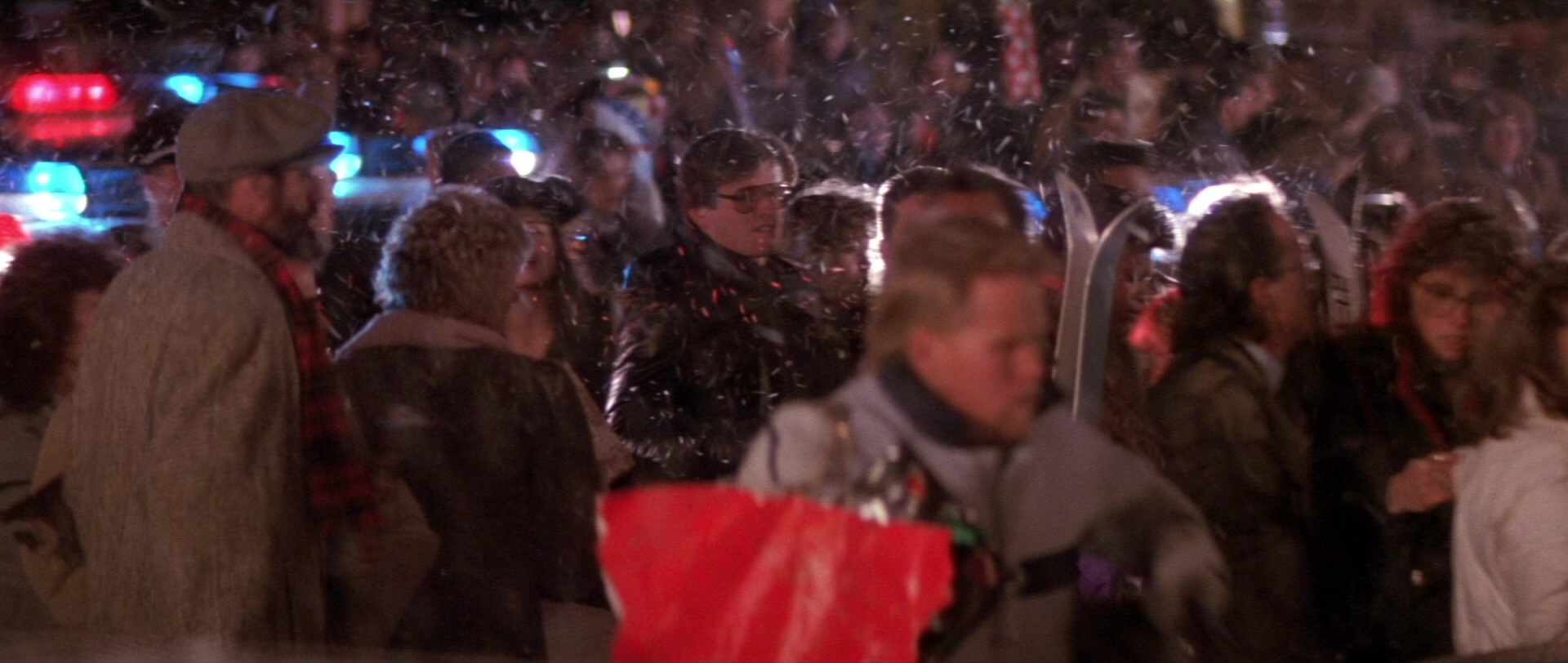 Die Hard 2 (1990), wide, 2.36:1 — film still