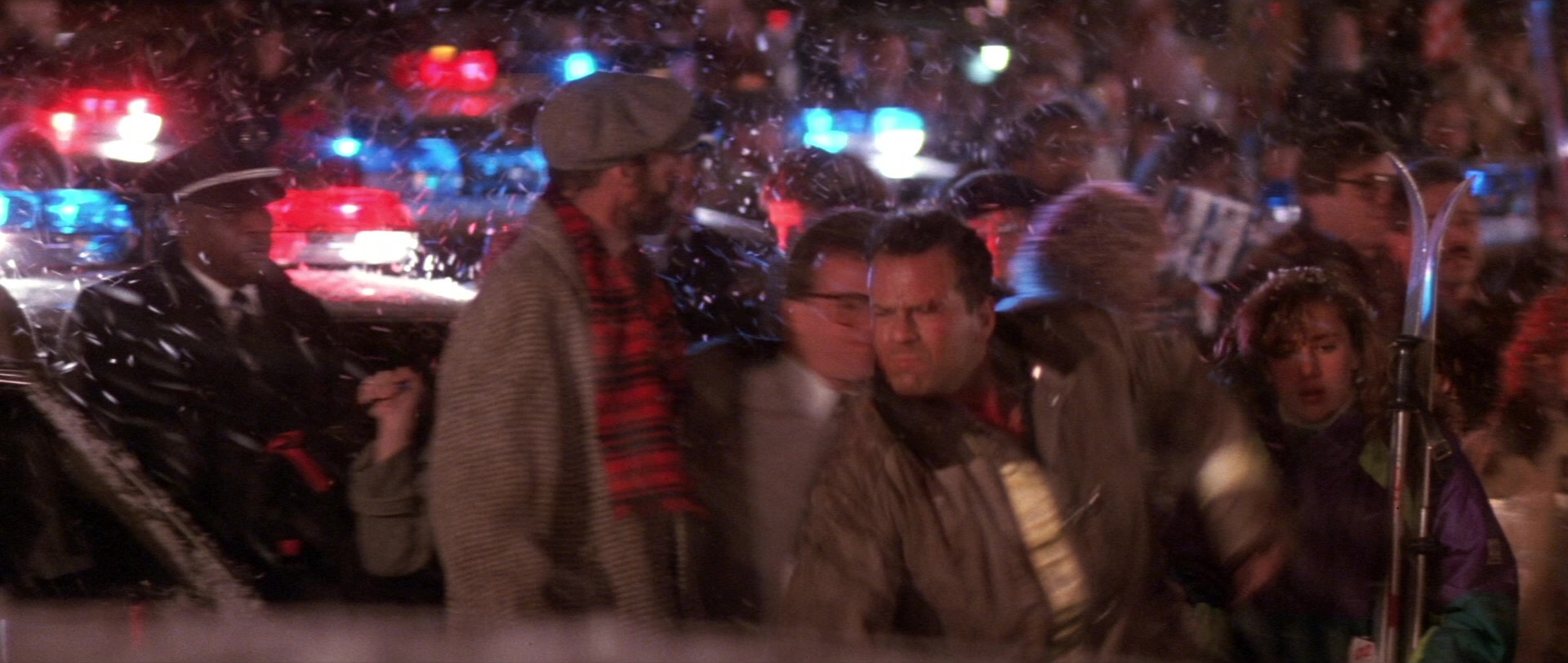 Die Hard 2 (1990), wide, 2.36:1 — film still