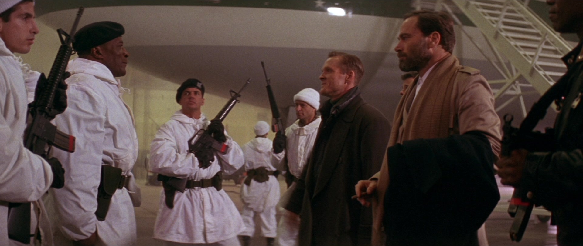 Die Hard 2 (1990), wide, 2.36:1 — film still