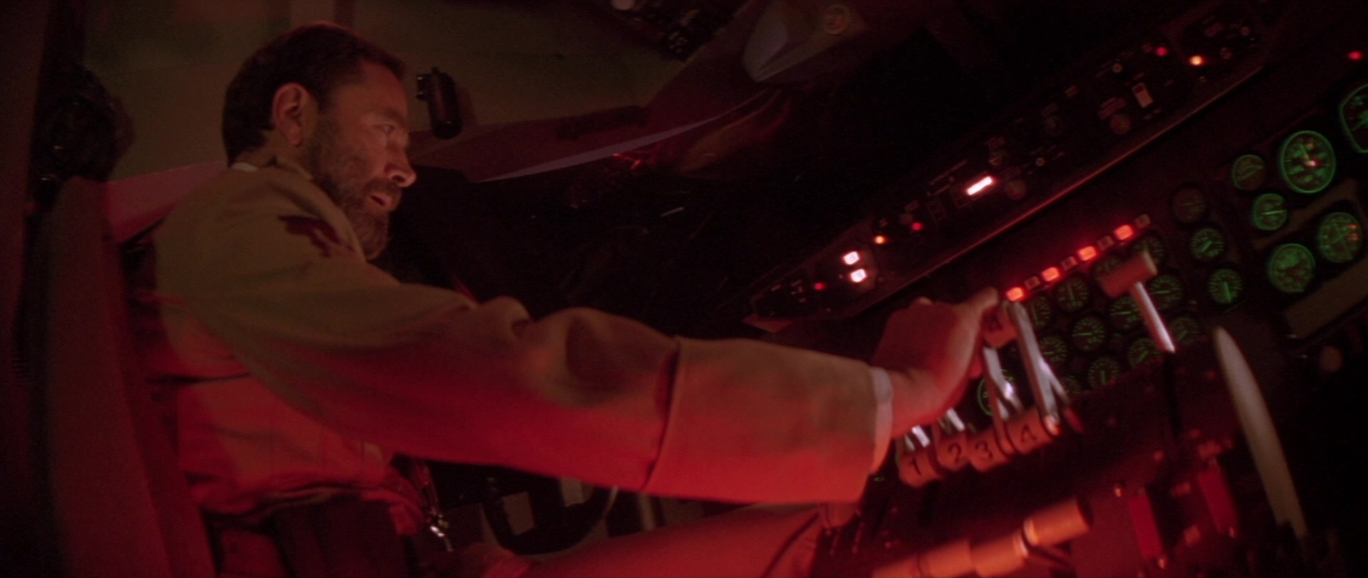 Die Hard 2 (1990), wide, 2.36:1 — film still