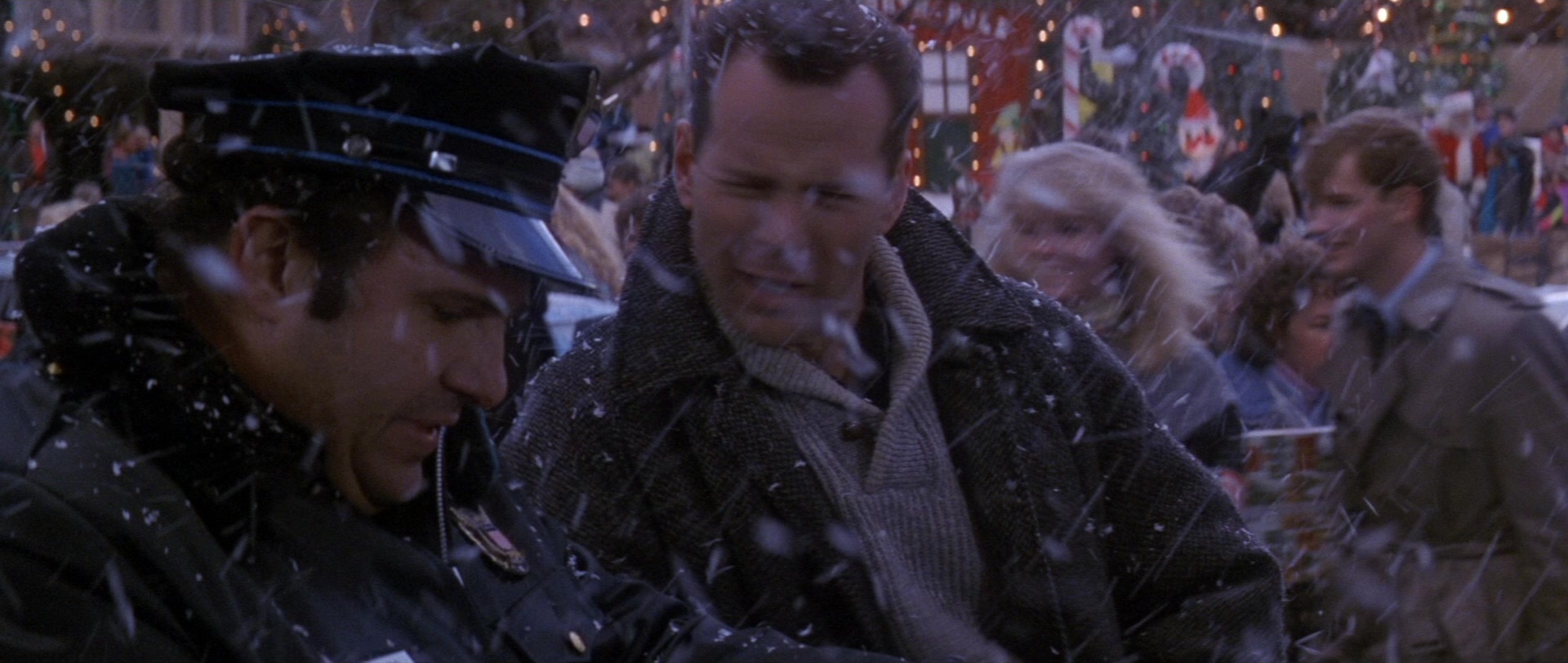 Die Hard 2 (1990), wide, 2.36:1 — film still