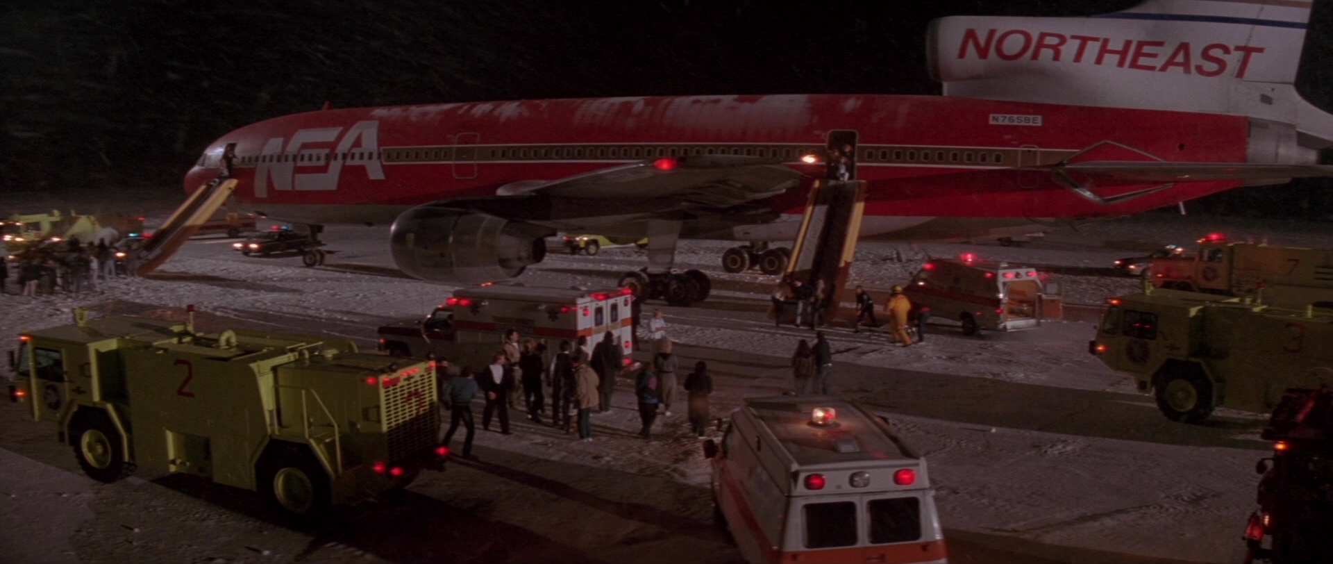 Die Hard 2 (1990), wide, 2.36:1 — film still