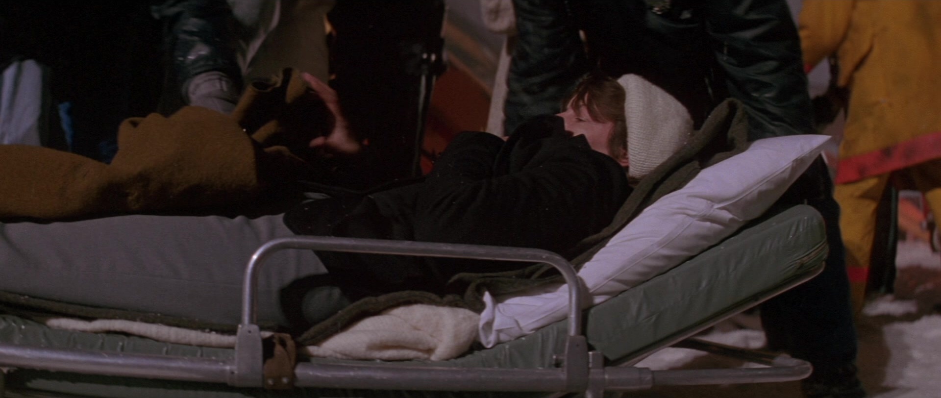 Die Hard 2 (1990), wide, 2.36:1 — film still