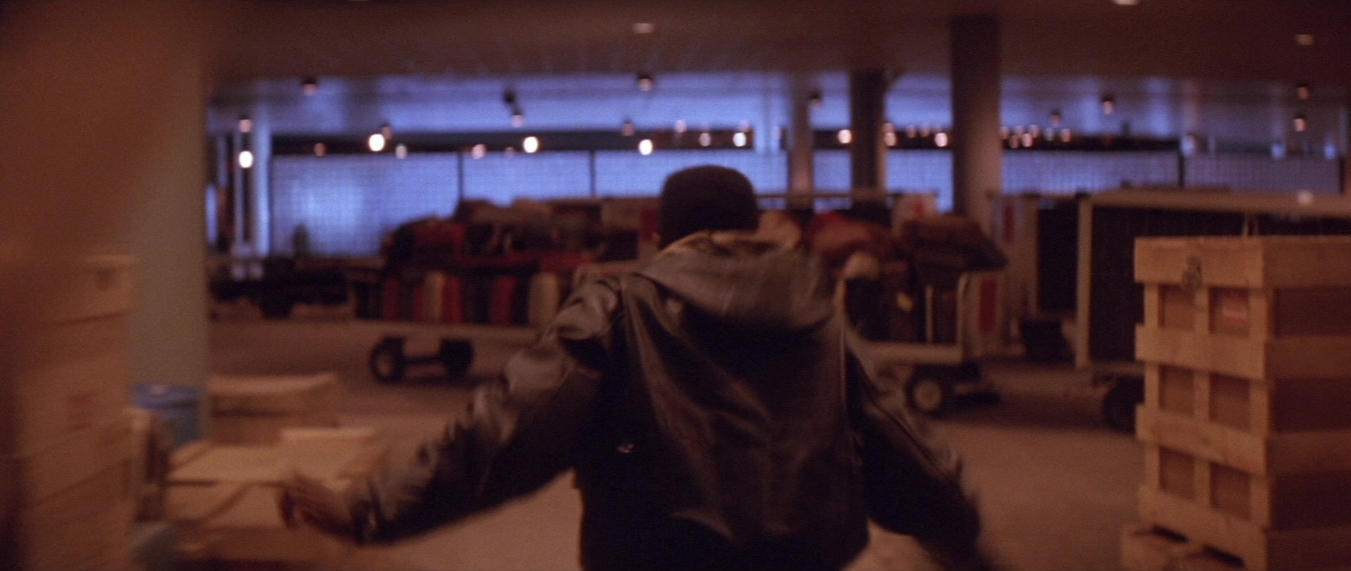 Die Hard 2 (1990), unknown, 2.36:1 — film still