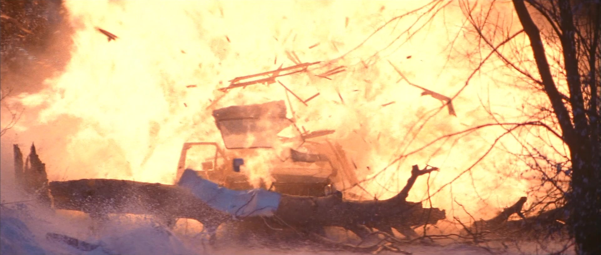 X-Men (2000), medium, 2.35:1 — film still