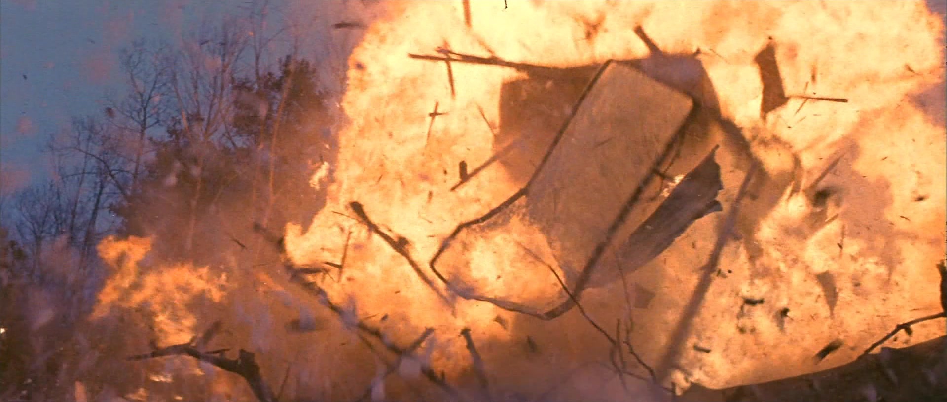 X-Men (2000), wide, 2.35:1 — film still