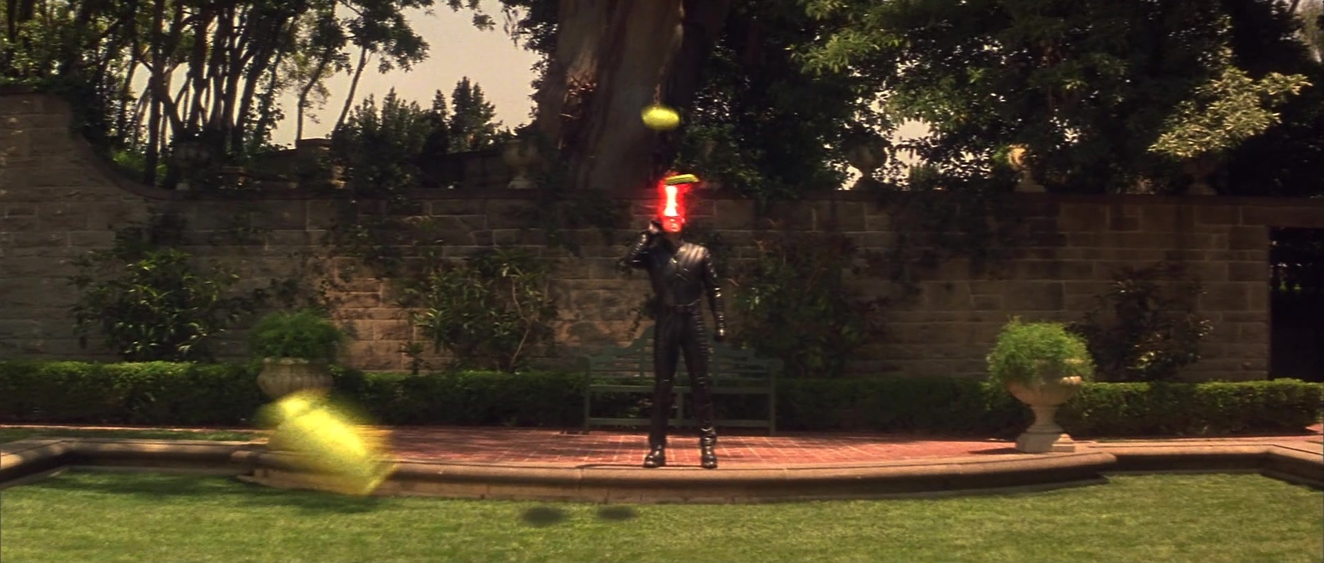 X-Men (2000), wide, 2.35:1 — film still