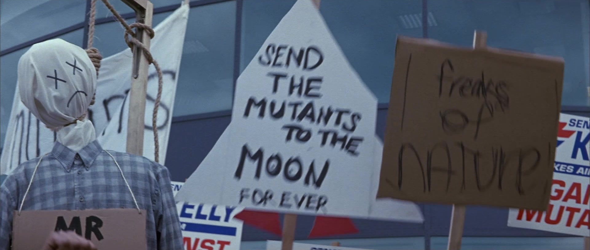 X-Men (2000), wide, 2.35:1 — film still